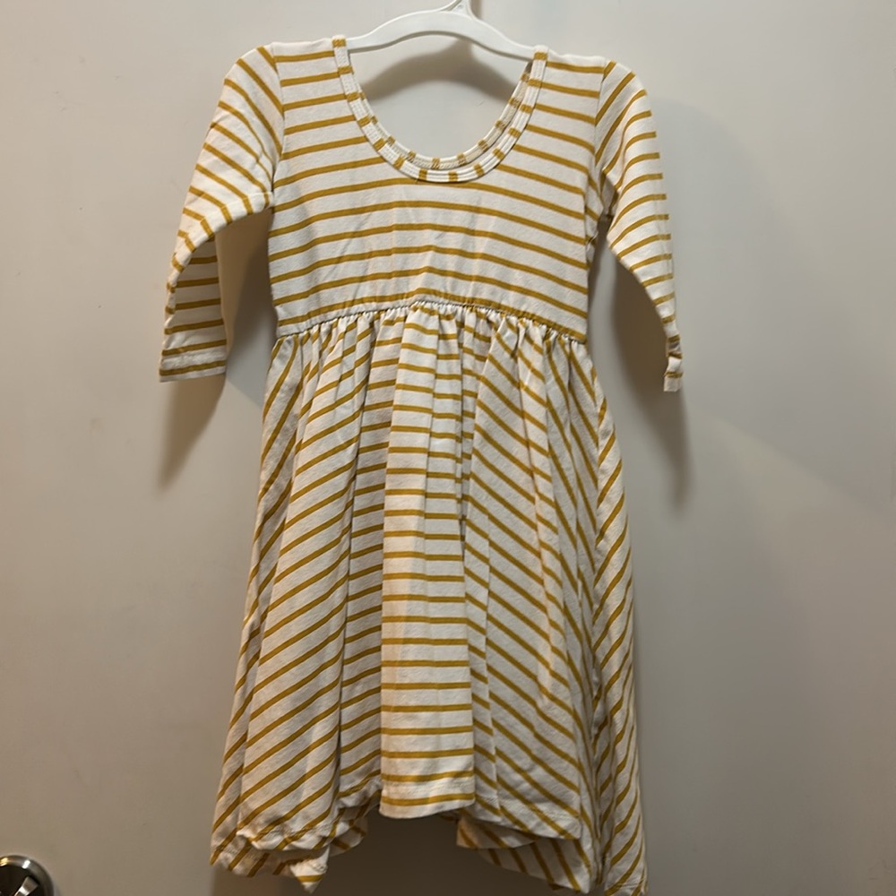 Alice + Ames Striped Yellow and White Kids Twirly Dress Size 6 - Picture 4 of 6